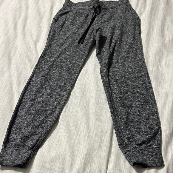 Lululemon Ready to Rulu fleece Joggers - Picture 3 of 8